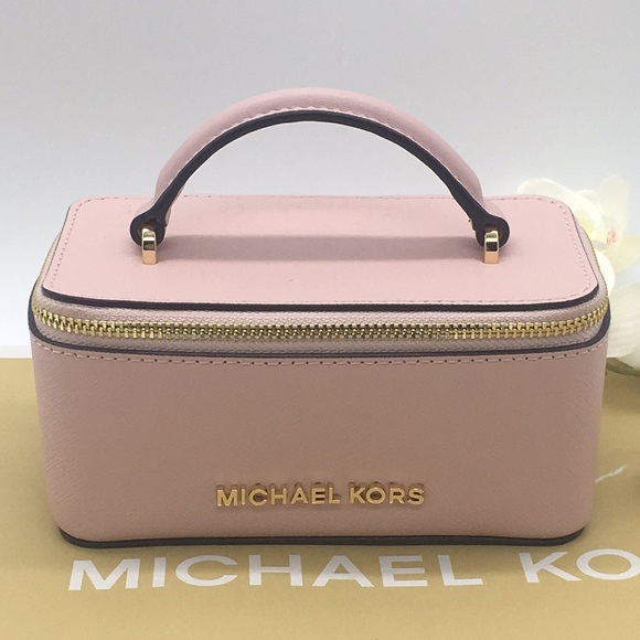 MICHAEL KORS GIFTABLES MEDIUM JEWELRY CASE Blos.